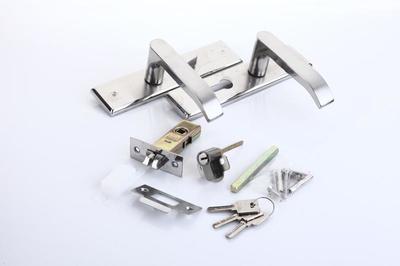 家庭室内装修门锁选择指南 执手锁配钥匙的五金交电要点